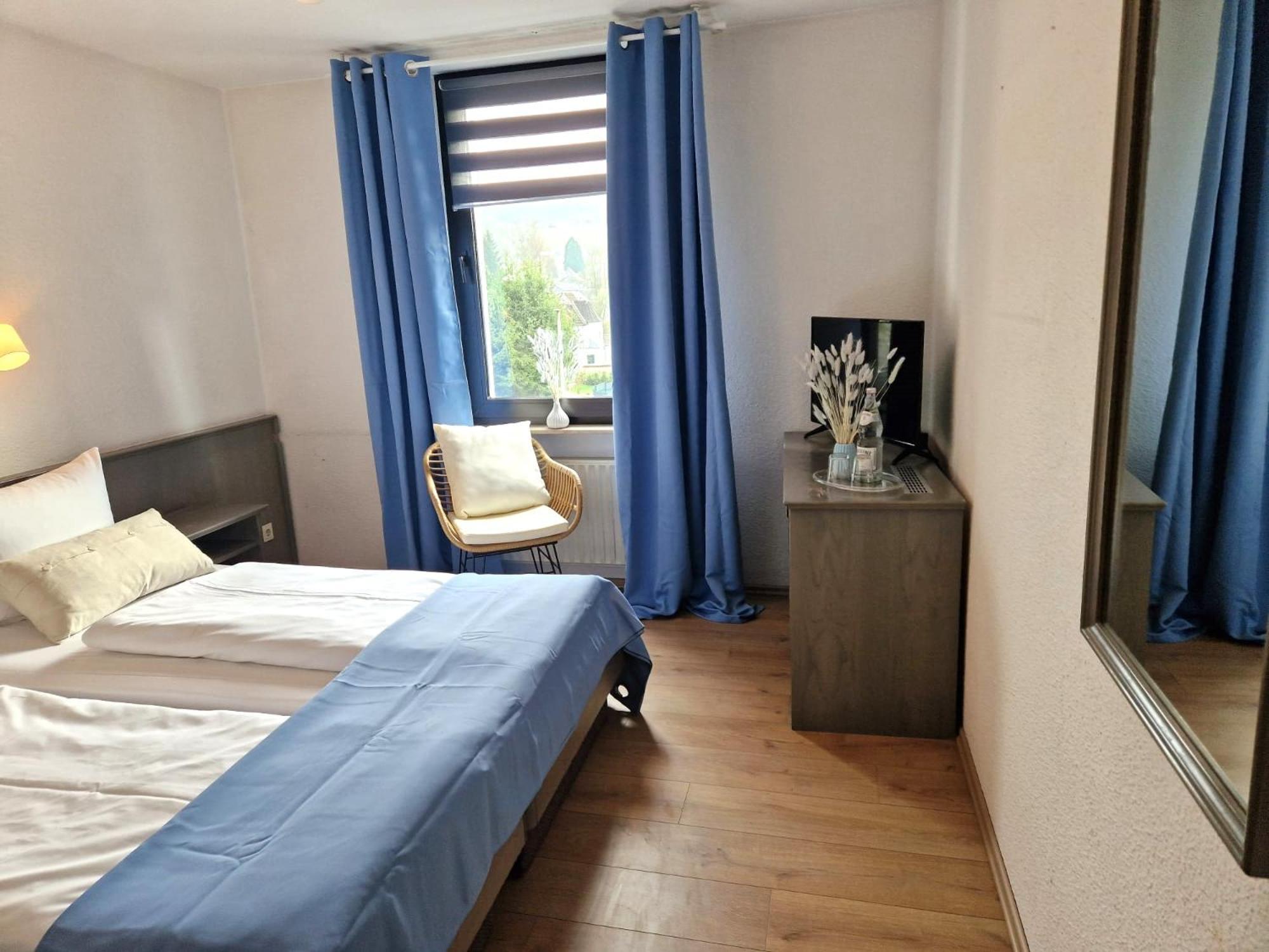 Hotel Engelskirchen Extérieur photo